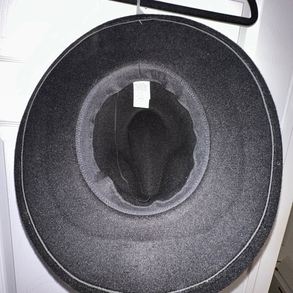 Time and Tru Black Felt Hat – NWT, Adjustable - Picture 4 of 6